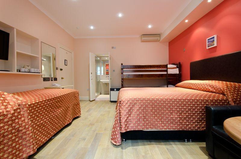 Rhodes Hotel Лондон Экстерьер фото